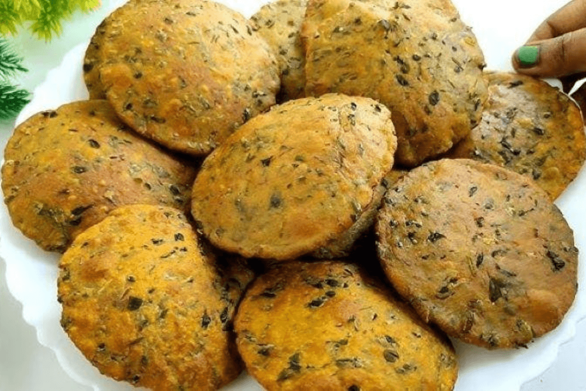 Mooli Ki Poodi: ब्रेकफास्ट, लंच या हो डिनर… मूली की पूड़ी सबके लिए है फिट, जानिए झटपट रेसिपी