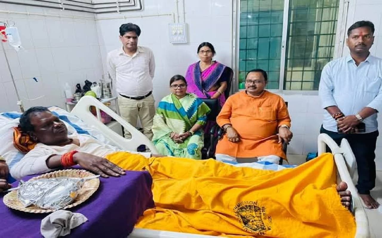 भागलपुर सांसद से रिश्ते सुधारने की कोशिश में विधायक गोपाल मंडल? गोपालपुर विधानसभा में दिख सकता है असर