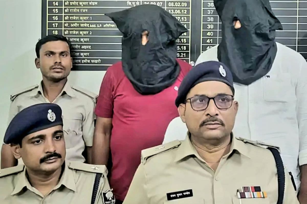 बिहार में NEET घोटाला: सरकारी डॉक्टर, स्कॉलर और पैथोलॉजिस्ट का गठजोड़ बेनकाब, करोड़ों की ठगी का हुआ खुलासा