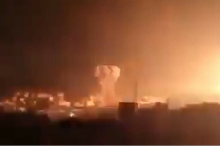 जब सो रहा था पाकिस्तान, आतंकियों के ठिकाने गिरा रहा था हिंदुस्तान