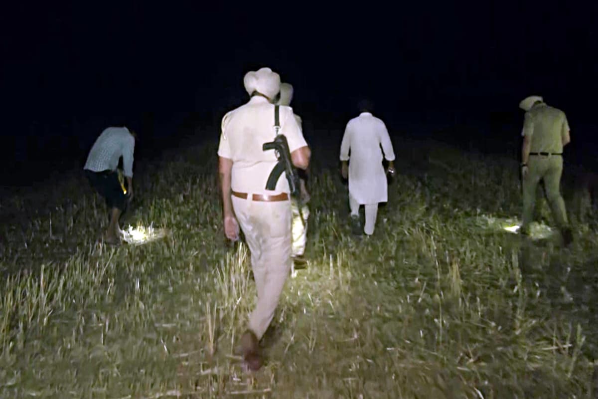 Pakistan Attack: बारामूला से भुज तक पाकिस्तान का ड्रोन अटैक, 26 जगहों पर हमला, भारतीय सेना ने दिया करारा जवाब