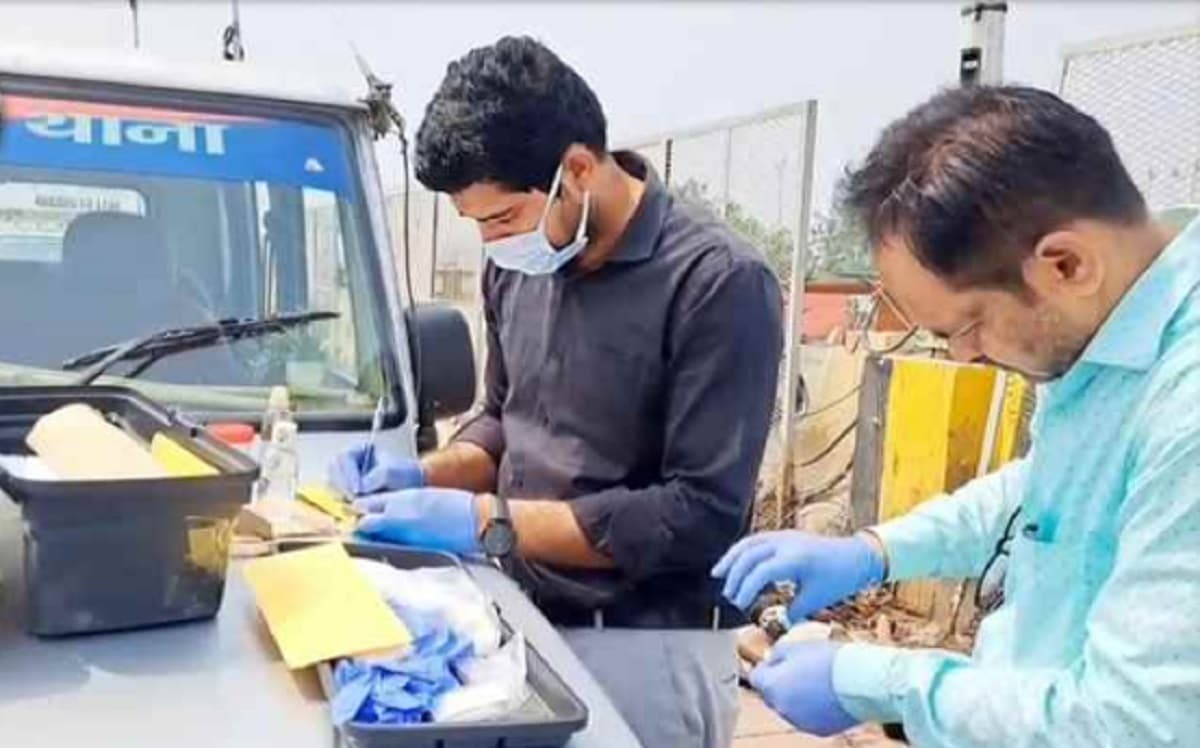 Bihar News: पटना के जीपीओ पुल पर मिला युवक का शव, पुलिस के साथ पहुंची FSL की टीम