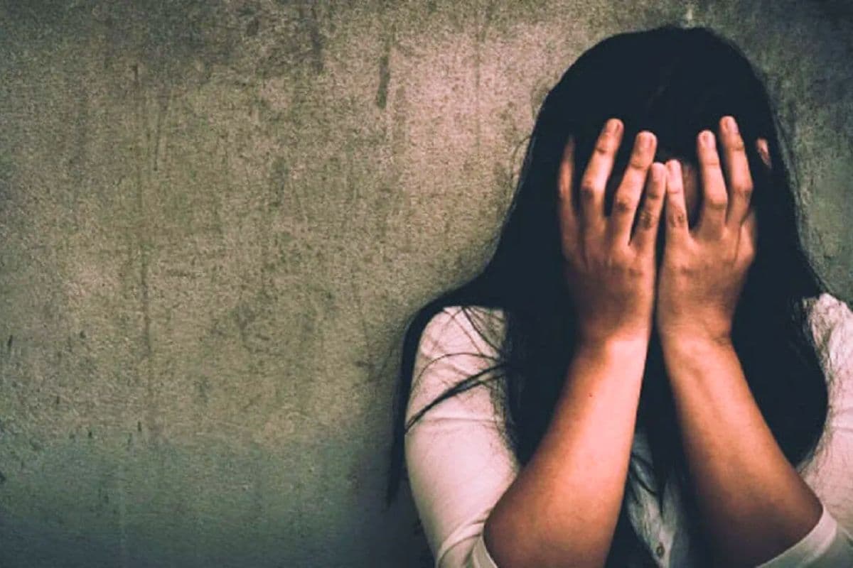 पटना के होटल में नशीला पदार्थ पिलाकर युवती से दुष्कर्म, सहकर्मी वीडियो बनाकर करता रहा ब्लैकमेल