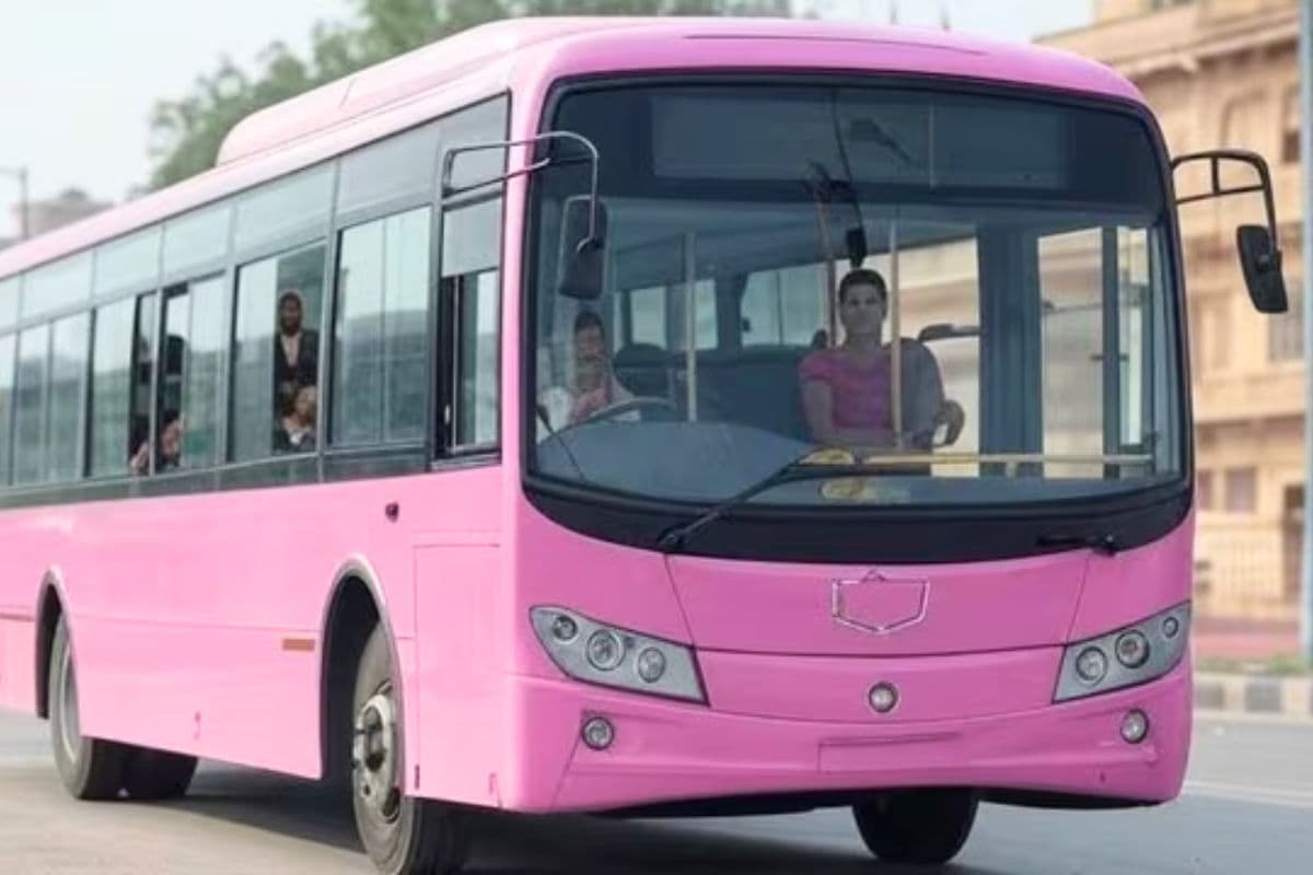 Pink Bus In Bihar: अब बिहार में महिलाएं चलाएंगी पिंक बस, सरकार देगी मुफ्त ट्रेनिंग और नौकरी का मौका