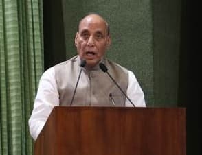 Defense: देश में रक्षा उत्पादन 1.5 लाख करोड़ रुपये के रिकॉर्ड स्तर पर पहुंचा