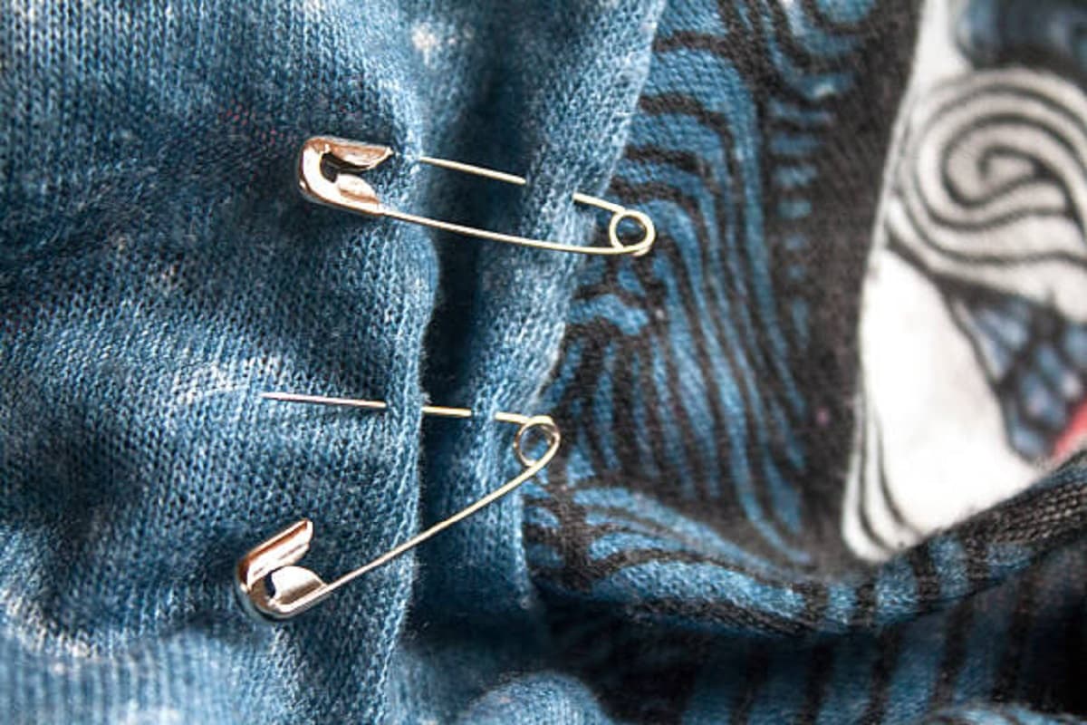 safety pin safety pin