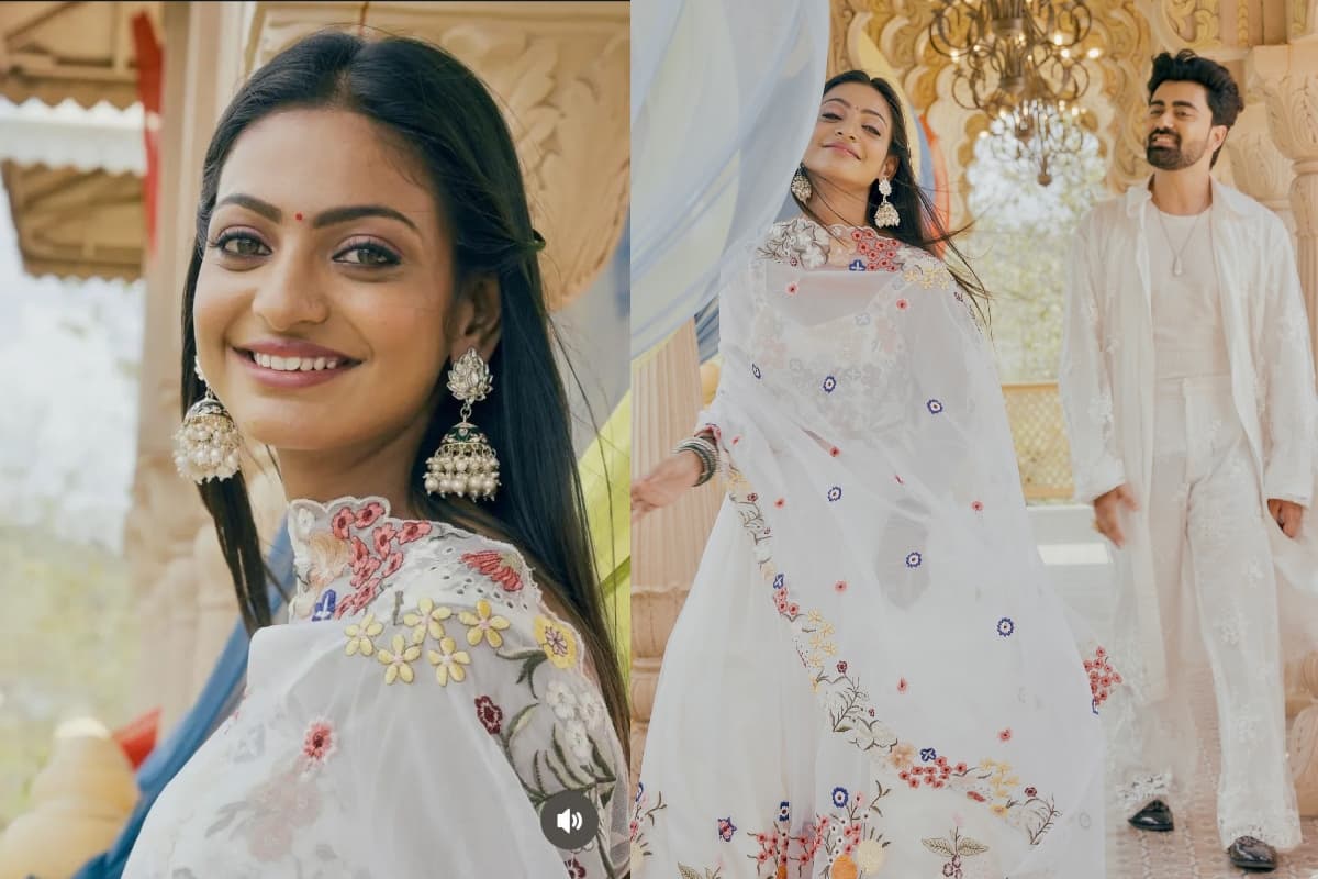 वायरल गर्ल Monalisa इस एक्टर संग रोमांस फरमाती आई नजर, रोमांटिक तसवीरों ने मचाई सनसनी