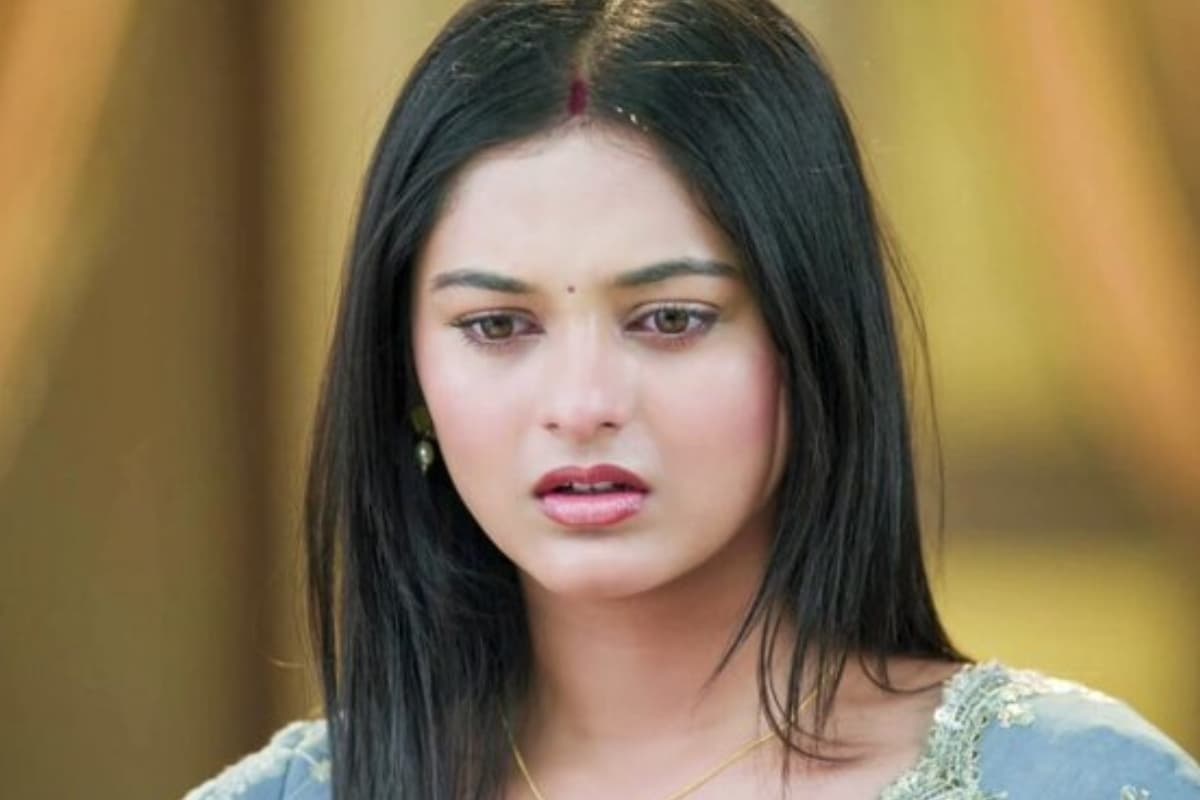 Yeh Rishta Kya Kehlata Hai: अभीर को तलाक देगी कियारा, ये शख्स बना वकील, पोद्दार हाउस शॉक्ड