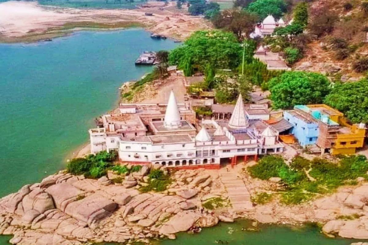 बटेश्वर स्थान