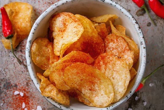Aloo Masala Chips Recipe: हर मौसम के लिए परफेक्ट है ये क्रंची मसाला चिप्स, झटपट तैयार करें ये रेसिपी 