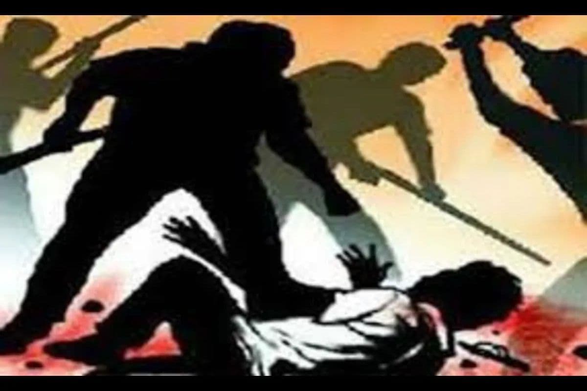 Muzaffarpur News: कलयुगी बेटे ने माता-पिता को पीटकर किया लहूलुहान, कार खरीदने के लिए पैसे नहीं मिलने से था नाराज