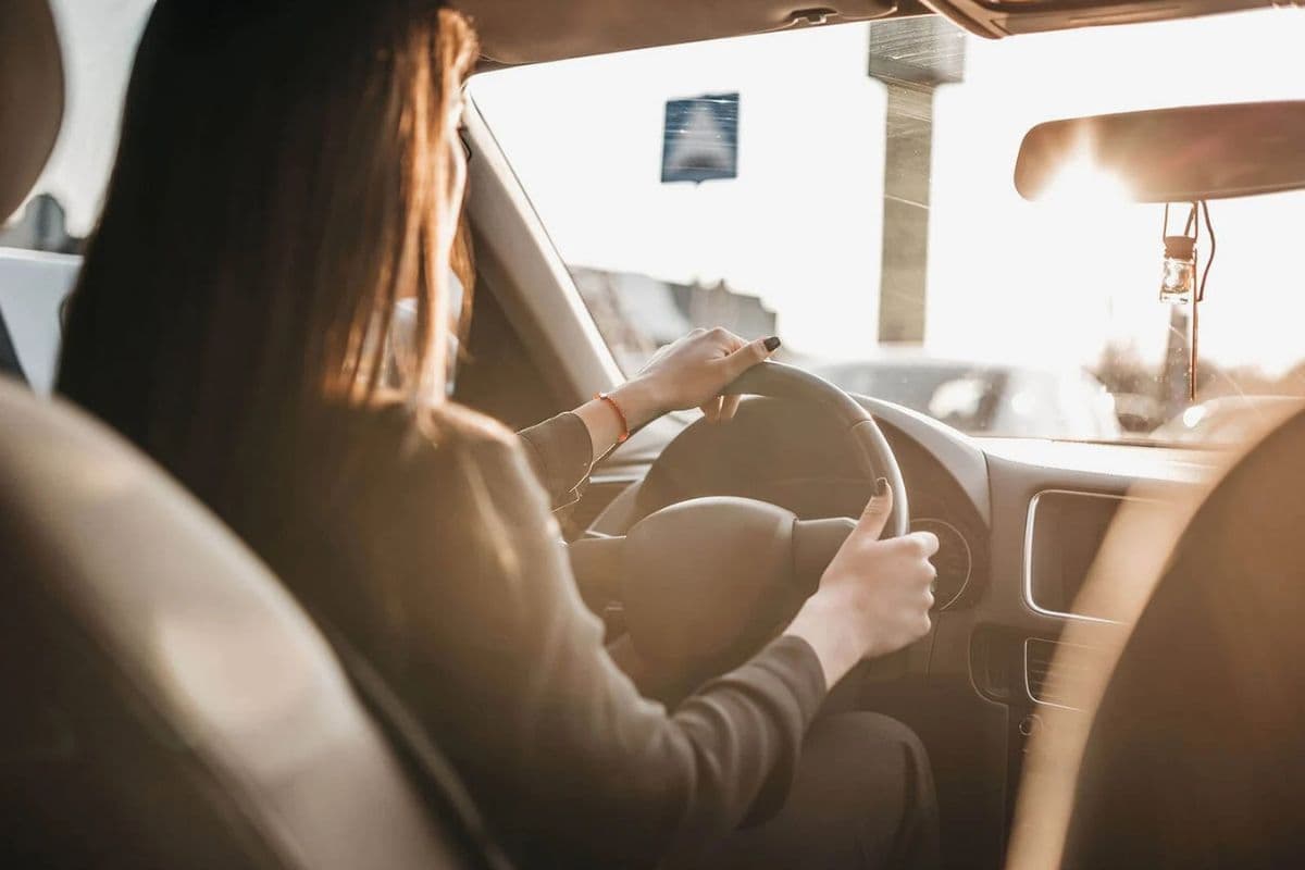 ड्राइविंग लाइसेंस बनवाने में पटना की महिलाओं ने मारी बाजी, इस जिले को मिला दूसरा स्थान