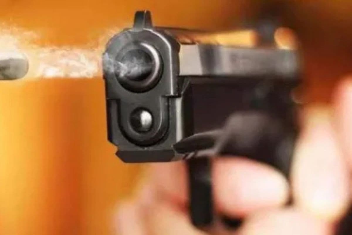 समोसा के लिए खूनी खेल: दुकान खोलने के विवाद में पंचायत सदस्य के बेटे को मारी गोली