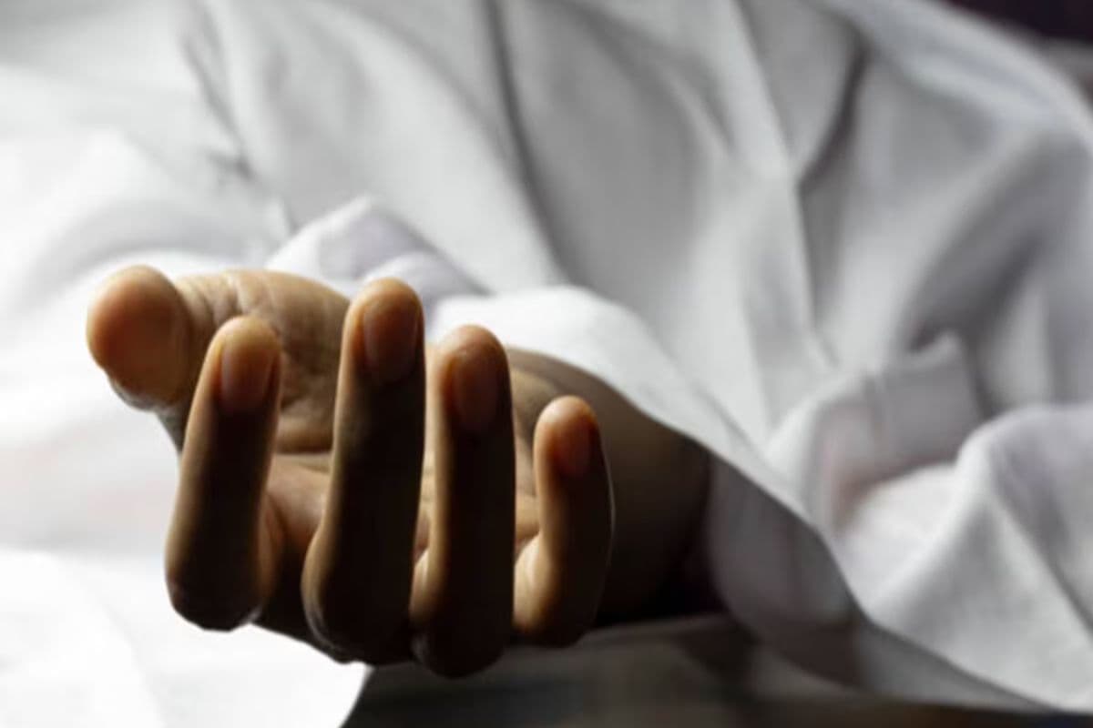 Bihar: युवक पर गिरा हाई वोल्टेज तार, धड़ से अलग हुई गर्दन