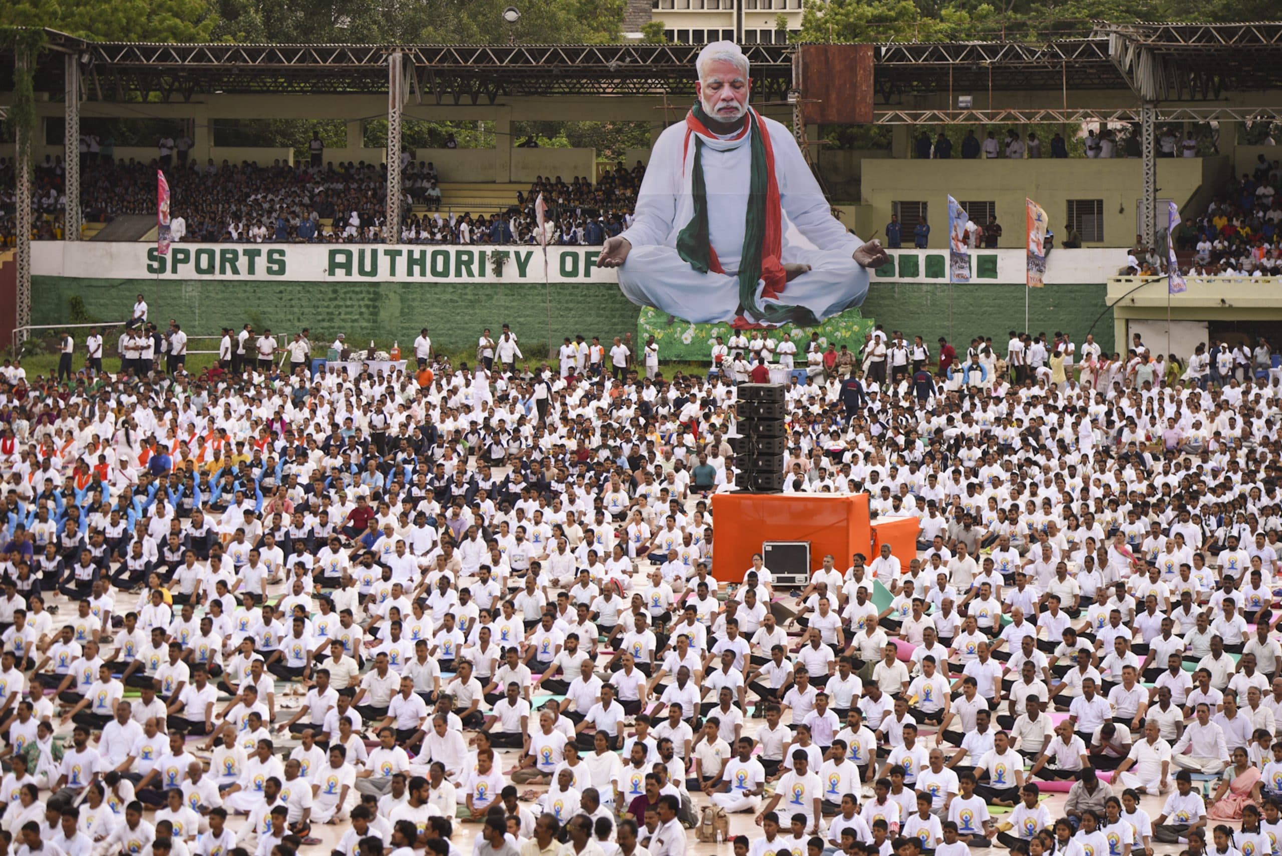 अंतर्राष्ट्रीय योग दिवस आज, विशाखापत्तनम में पीएम मोदी, जम्मू कश्मीर में राजनाथ सिंह करेंगे नेतृत्व