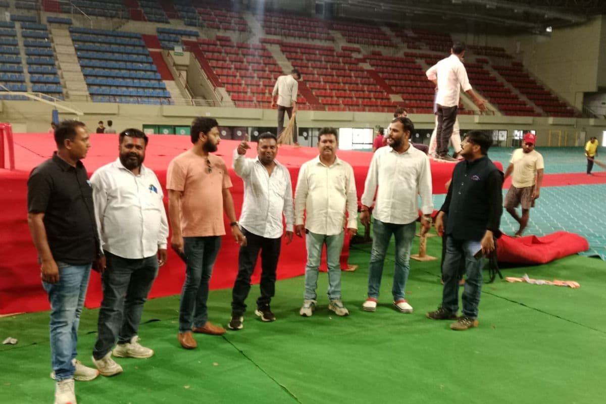 AJSU Party Foundation Day: आजसू पार्टी के झंडे-बैनर और कटआउट से पटी रांची, मोटरसाइकिल रैली पहुंचेगी खेलगांव