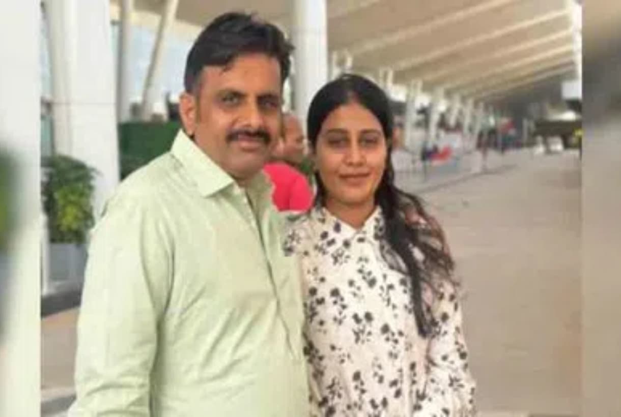 एक आखिरी तस्वीर, फिर हमेशा की जुदाई… Air India हादसे में खुशबू ने गंवाई जान