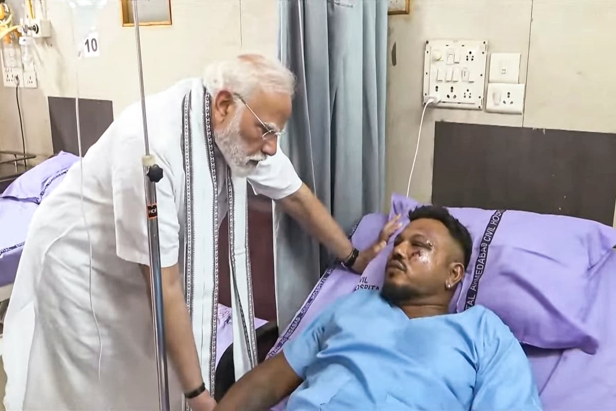 रमेश ने दी मौत को मात, विमान में एकमात्र जिंदा बचे विश्वास, कहा- ‘नहीं हो रहा यकीन…’