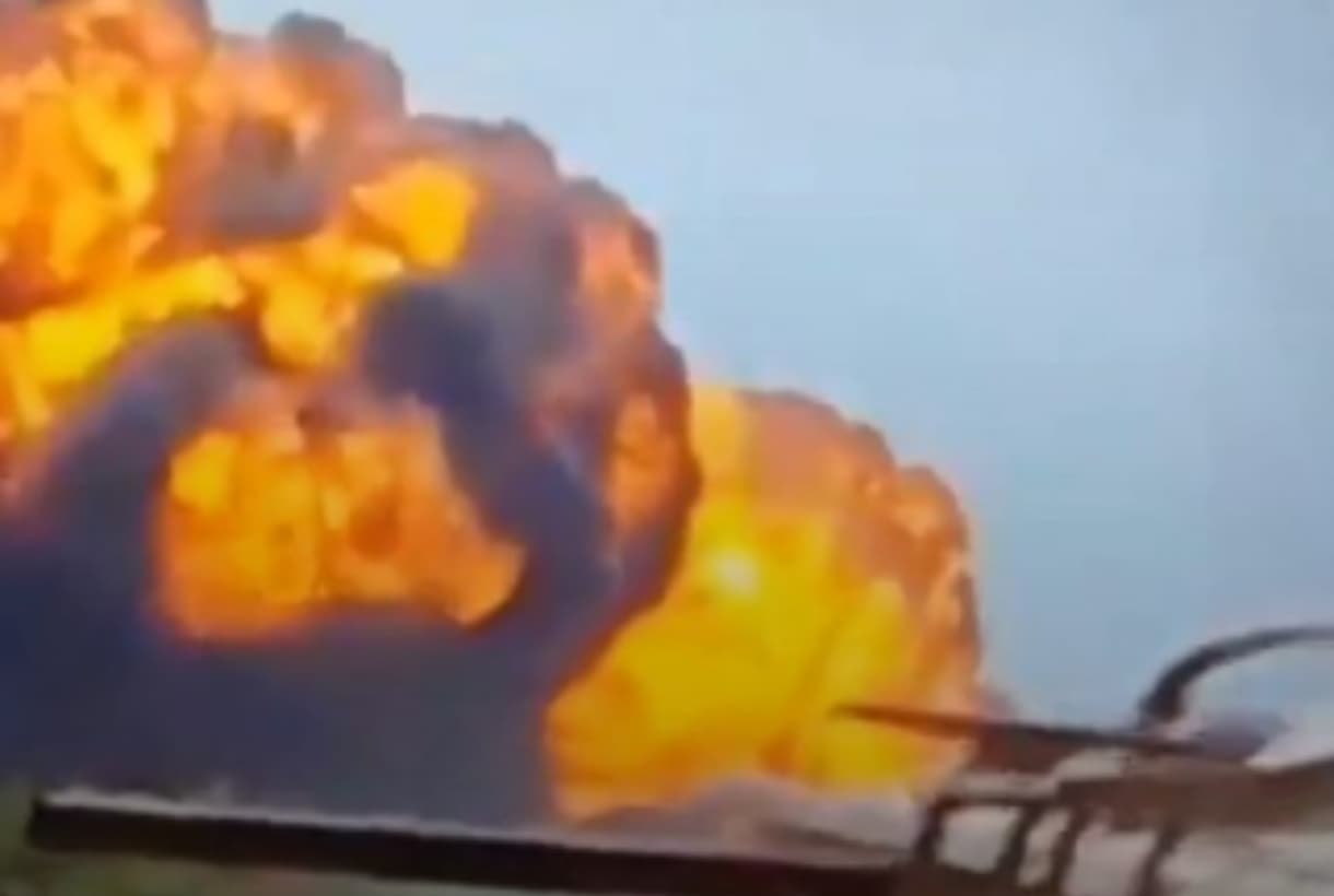 Ahmedabad Plane Crash Video: विमान हादसे का वीडियो आया सामने, कांप जाएगी रूह
