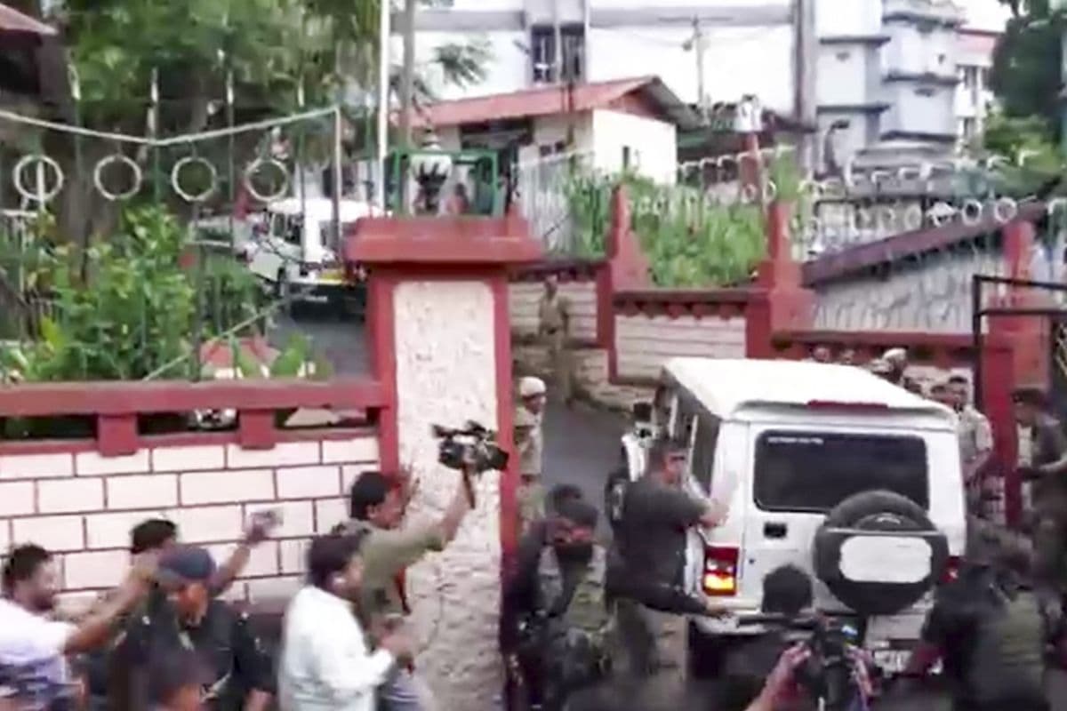 Raja Raghuvanshi Murder Case: राजा रघुवंशी हत्याकांड के सभी 5 आरोपियों को 8 दिन की पुलिस हिरासत