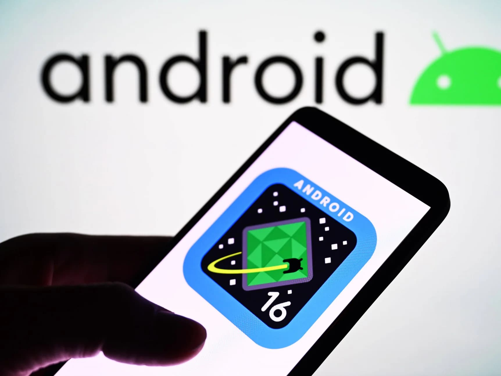 Android 16 Release Date: जानिए नये फीचर्स, किन डिवाइसेज में मिलेगा अपडेट और कैसे करें इंस्टॉल