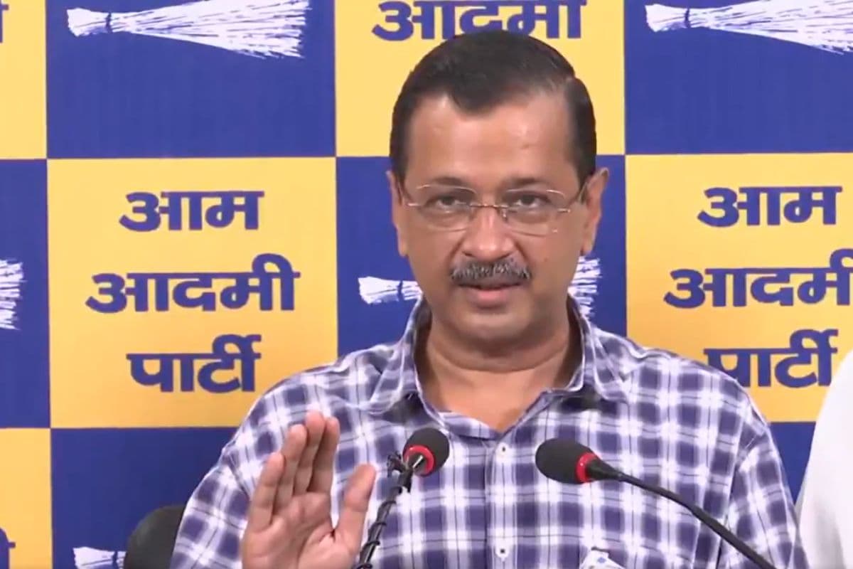 AAP: दिल्ली के राहत शिविरों में बुनियादी सुविधा मुहैया कराए सरकार 