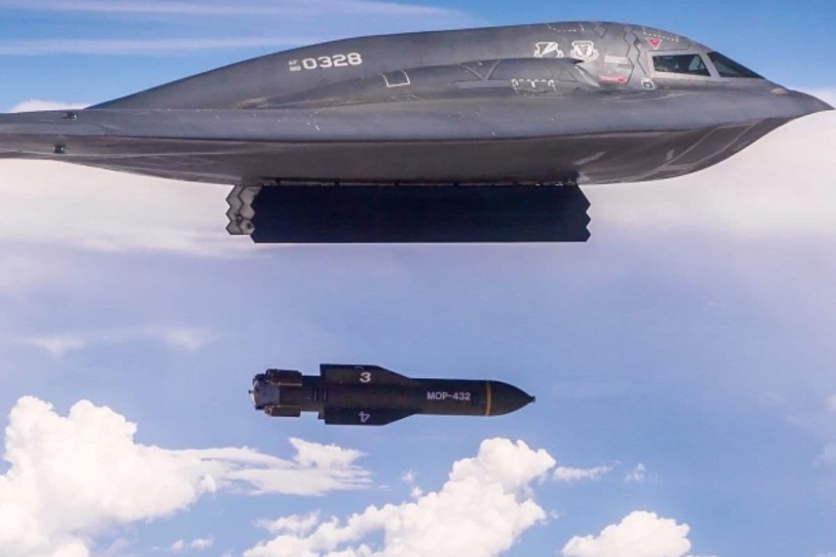 B-2 स्टील्थ बॉम्बर्स, अमेरिका का घातक हथियार, जिसने चकनाचूर कर दिया ईरान का न्यूक्लियर प्लान