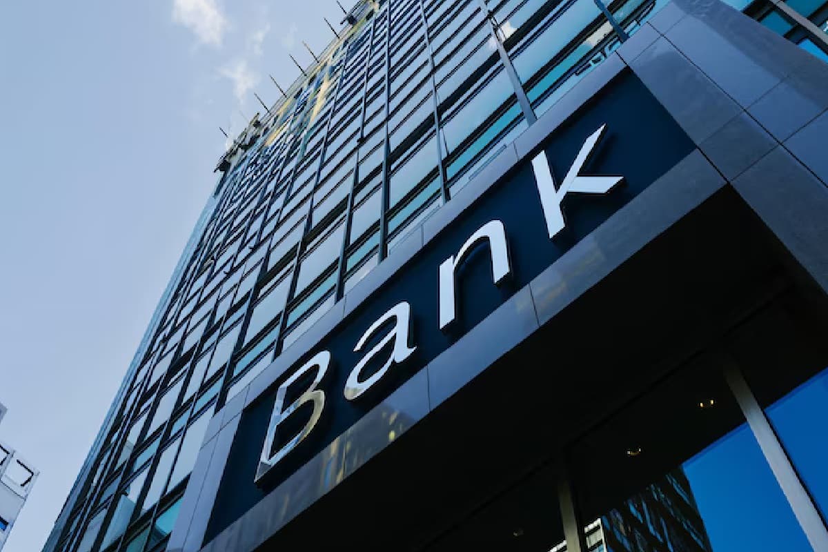 भारत में प्राइवेट बैंकों की लग गई लॉटरी, सरकारी बैंकों के मुकाबले तेजी से बढ़ी बाजार हिस्सेदारी