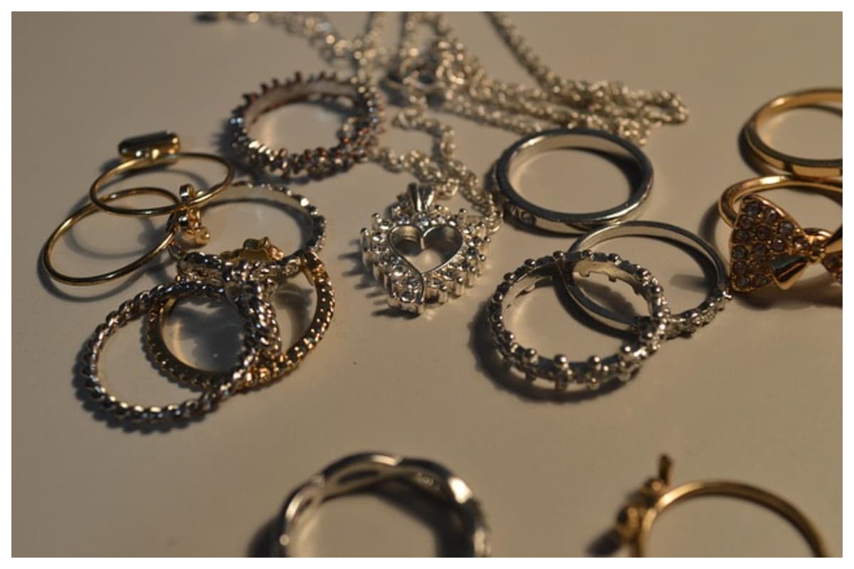 सोना चांदी की बढ़ती डिमांड ने बढ़ा दिया रेट, देखें झारखंड से लेकर बिहार तक के रेट