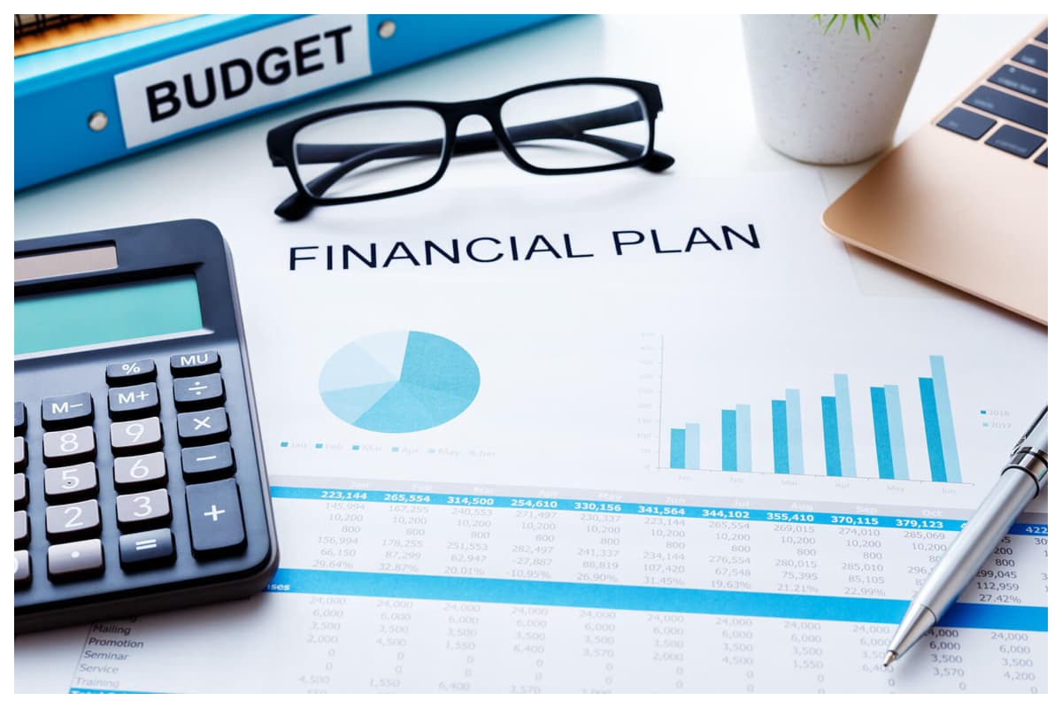 घर लेना हो या वर्ल्ड टूर पर जाना हो, हर ख्वाब को हकीकत बनाएं, फाइनेंशियल प्लानिंग है हर मंजिल की चाबी