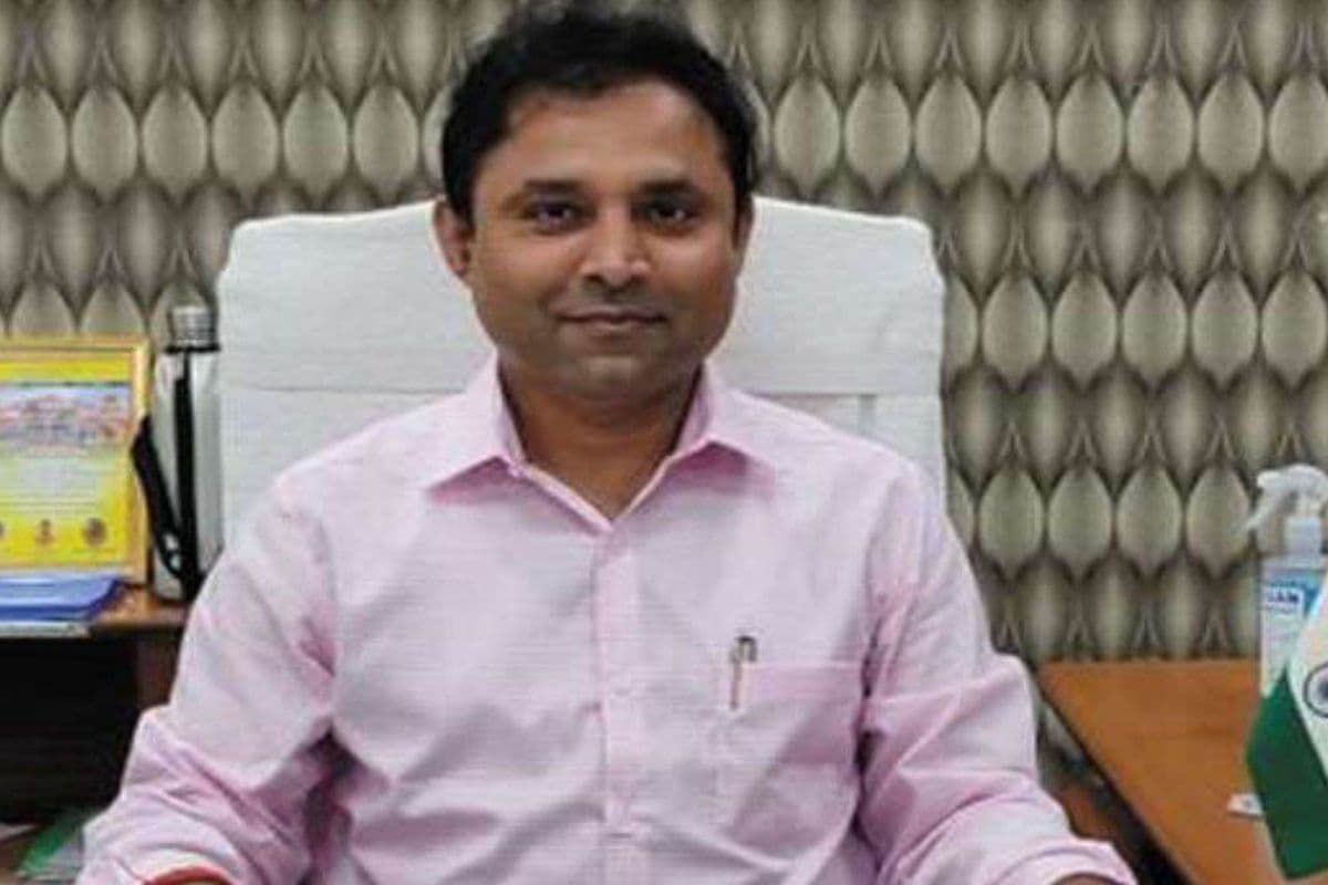 बिना वारंट के सरकारी इंजीनियर को थाने में बैठाया, अब भागलपुर DM को BESA ने भेजा लीगल नोटिस