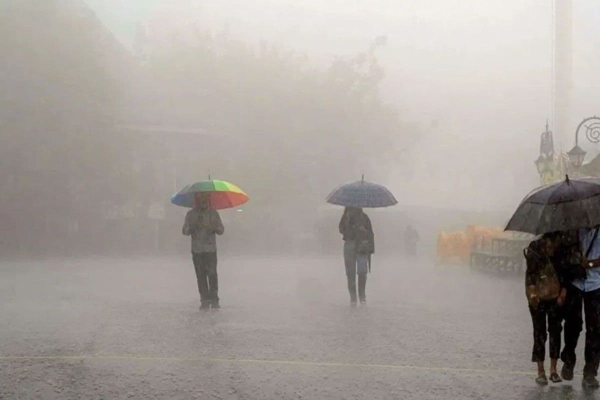 Nowcast Bihar: बिहार के 8 जिलों में अगले 3 घंटे होगी भयंकर बारिश, IMD ने जारी किया येलो अलर्ट