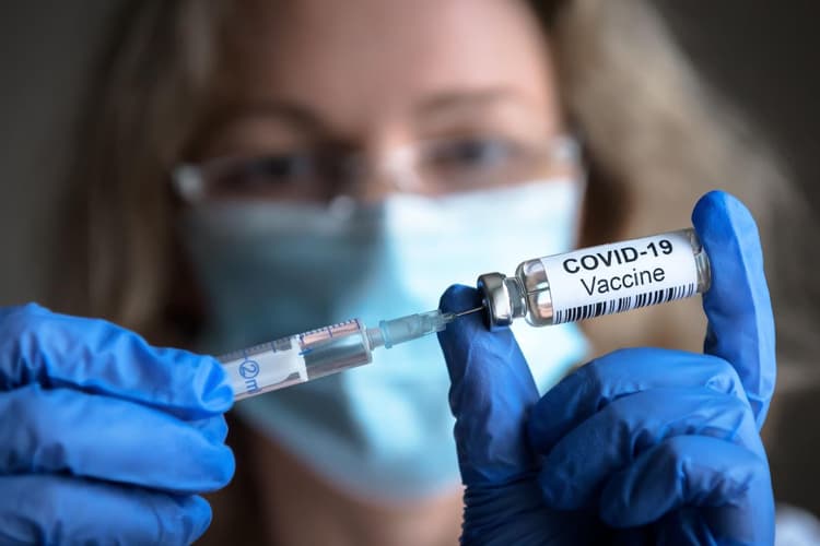 Covid 19 Cases In India: भारत में कोरोना का कहर, सक्रिय मामले बढ़कर 3961 हुए, 24 घंटे में 4 की मौत