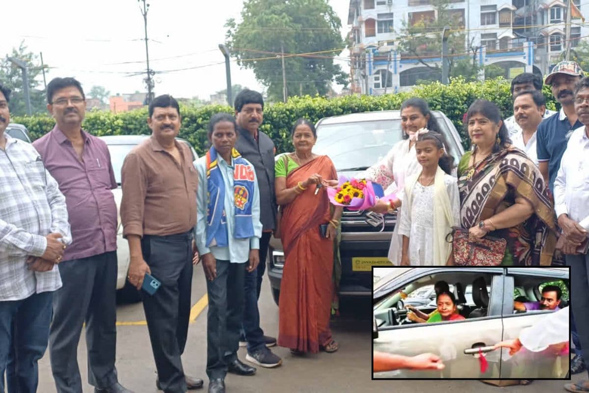 पद्मश्री छुटनी महतो को प्रोडक्शन कंपनी ने दी शानदार कार, कीमत जान हो जायेंगे हैरान