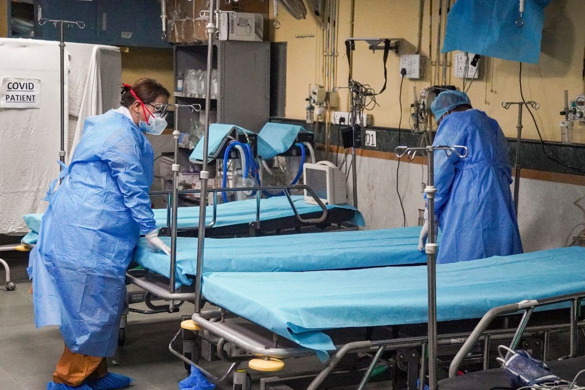 Corona Cases In India: थम नहीं रहा कोरोना का कहर, 24 घंटे में 324 नये मामले, 3 लोगों की मौत