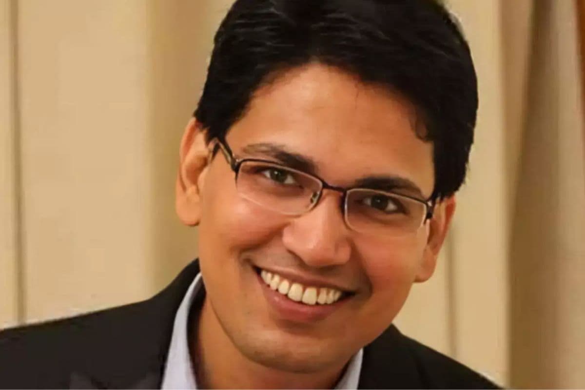 IAS संजीव हंस के करीबी रिशु श्री पर ED का शिकंजा, चार राज्यों के 9 ठिकानों पर एकसाथ छापेमारी