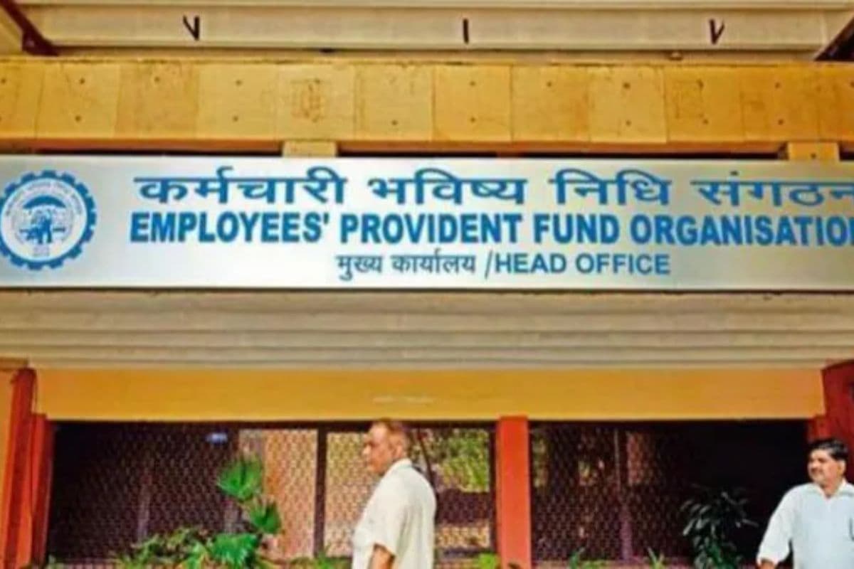 EPFO ने शुरू की व्हाट्सएप सेवा, अब पासबुक और क्लेम जानकारी एक मैसेज पर, ट्रांसफर में देरी खत्म