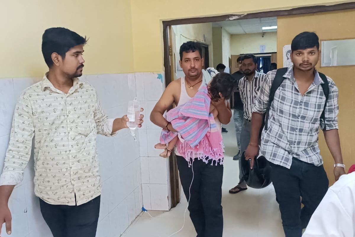 Gaya News: चाय बनाते वक्त बच्चे ने तंग किया, गुस्साई मां ने चाकू से छह बार किया हमला, हालत गंभीर