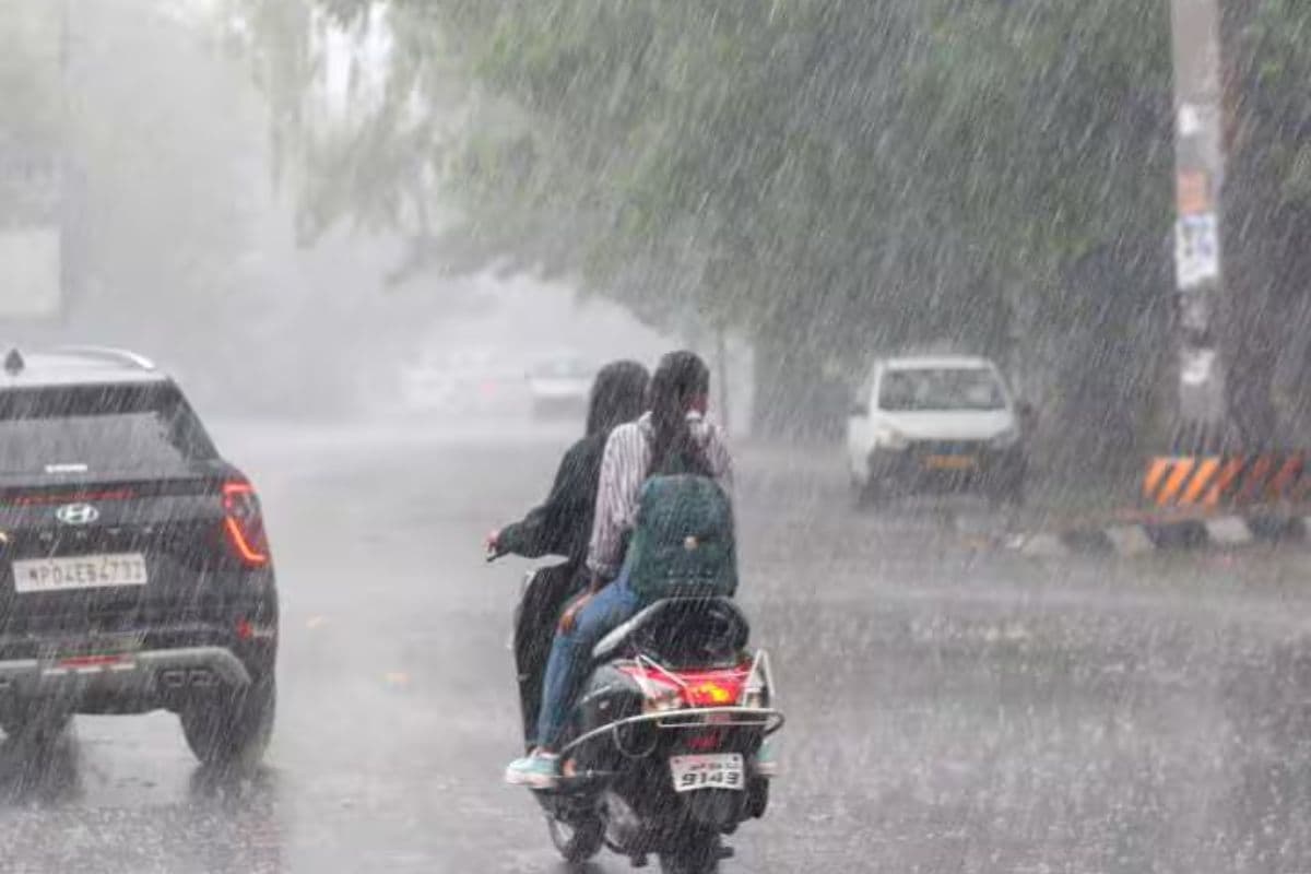 Nowcast Bihar: बिहार के इस जिले में अगले 3 घंटे के दौरान होगी भयंकर बारिश, IMD ने ठनका गिरने को लेकर जारी किया ऑरेंज अलर्ट