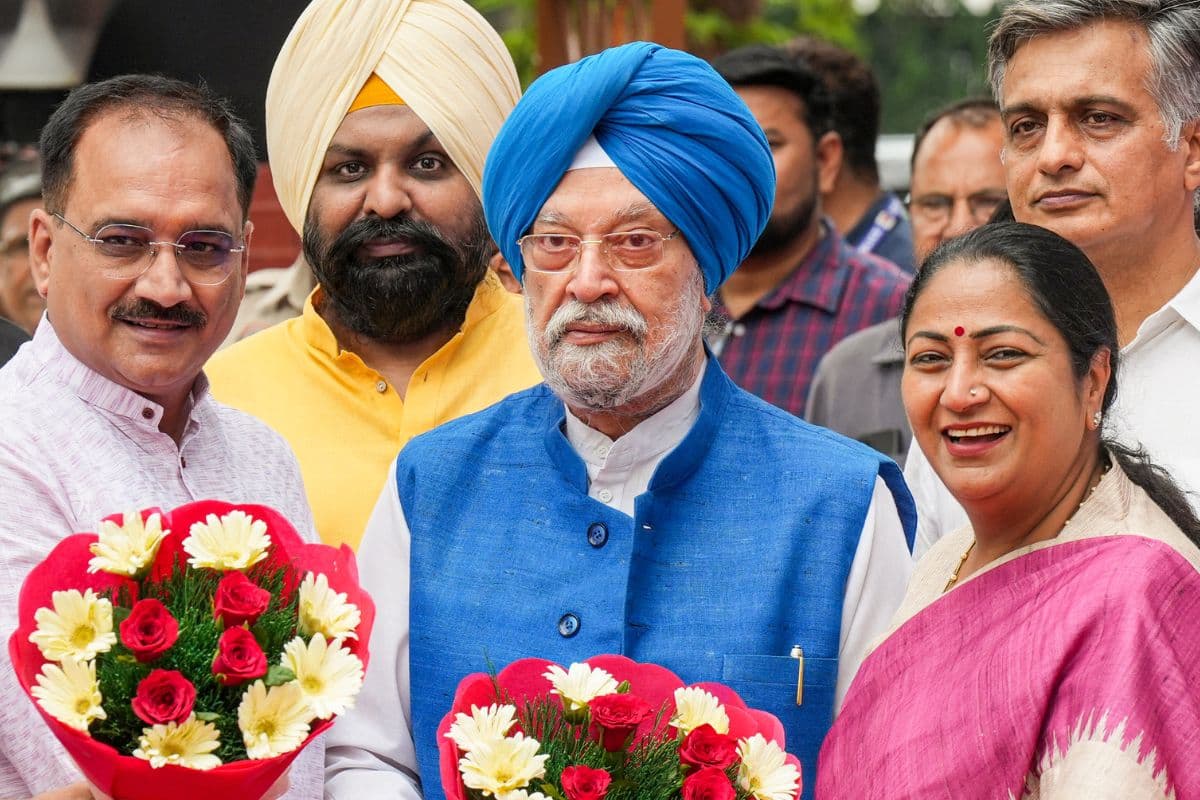 Canada Khalistan Protest: हरदीप पुरी ने खालिस्तानी प्रदर्शनकारियों को बताया किराये का टट्टू