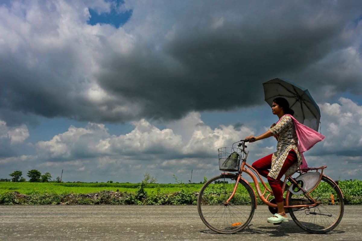 Heavy Rain Warning: अगले 7 दिन 20 राज्यों में कहर बरपाएगा मानसून, अत्यधिक भारी बारिश की चेतावनी