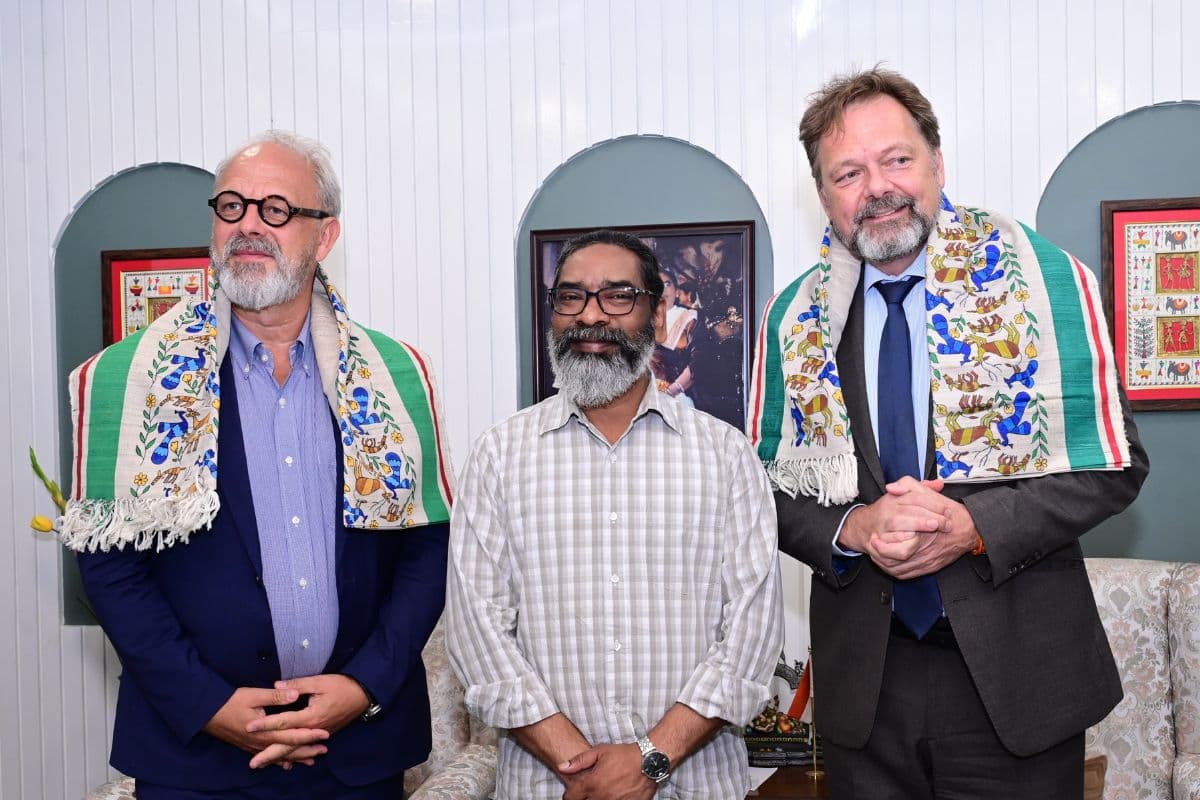 Hemant Soren with German Ambassador Hemant Soren with German Ambassador