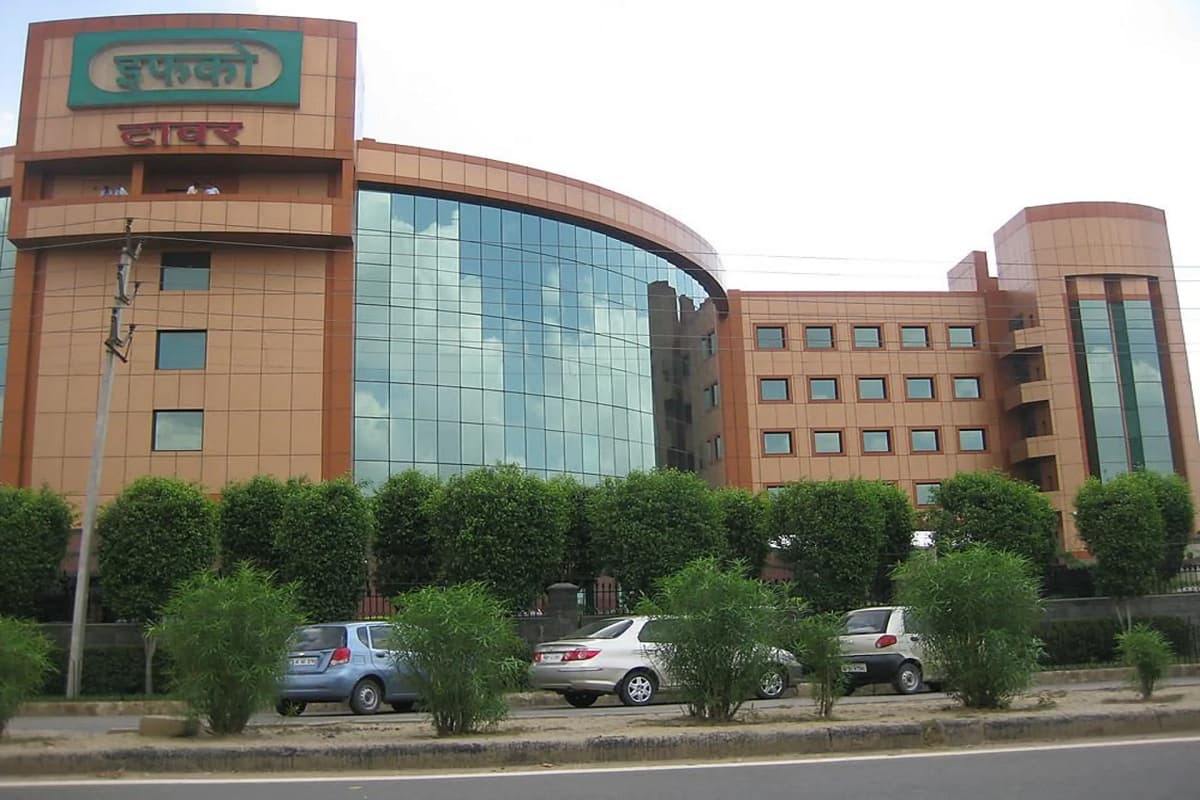 छापेमारी के बाद IFFCO ने तोड़ी चुप्पी, कहा- ''सोशल मीडिया पर फैलाया जा रहा झूठा प्रचार''