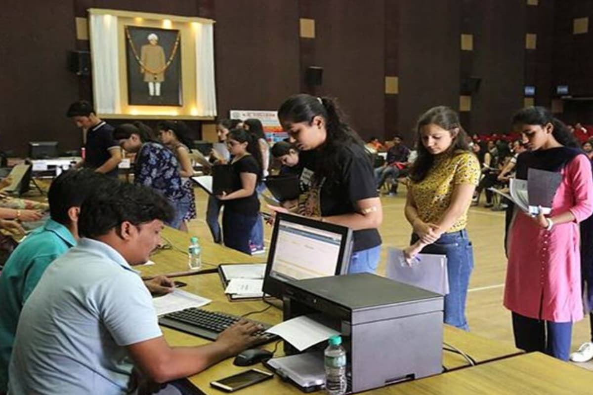 JoSAA Counselling 2025: राउंड 1 रिपोर्टिंग की समय सीमा बढ़ी, यहां देखें नया शेड्यूल