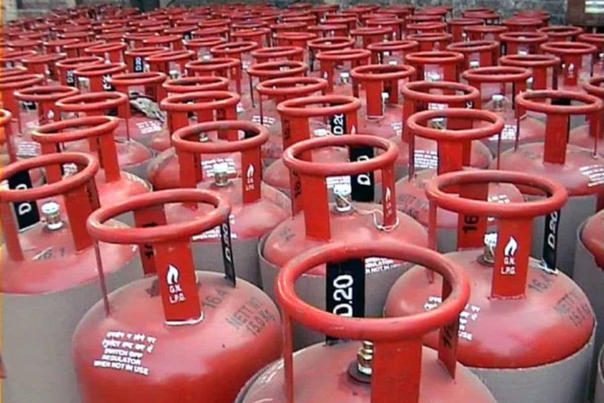 LPG Price Today: 7 जून 2025 को आपको कितने में मिलेगा 14.2 किलो का एलपीजी सिलेंडर, यहां चेक करें
