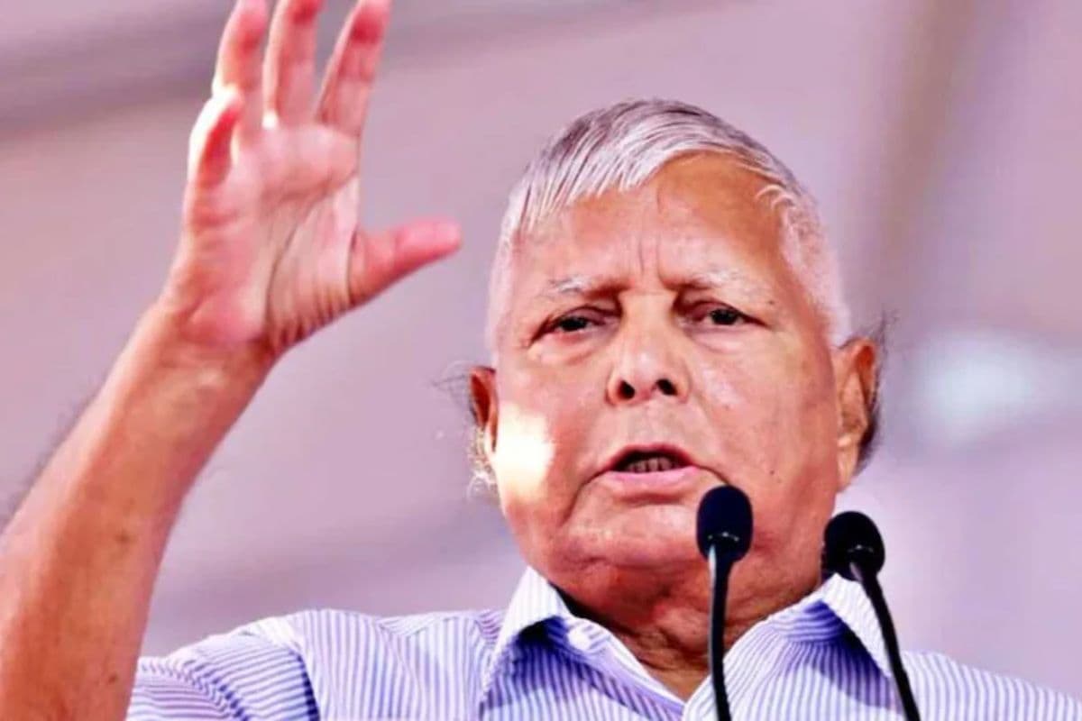 Lalu Yadav: ‘लालू यादव नौंवी पास को राजा बनाना चाह रहें और आप…’, प्रशांत किशोर बोले- बदलाव के लिए वोट करेगा बिहार