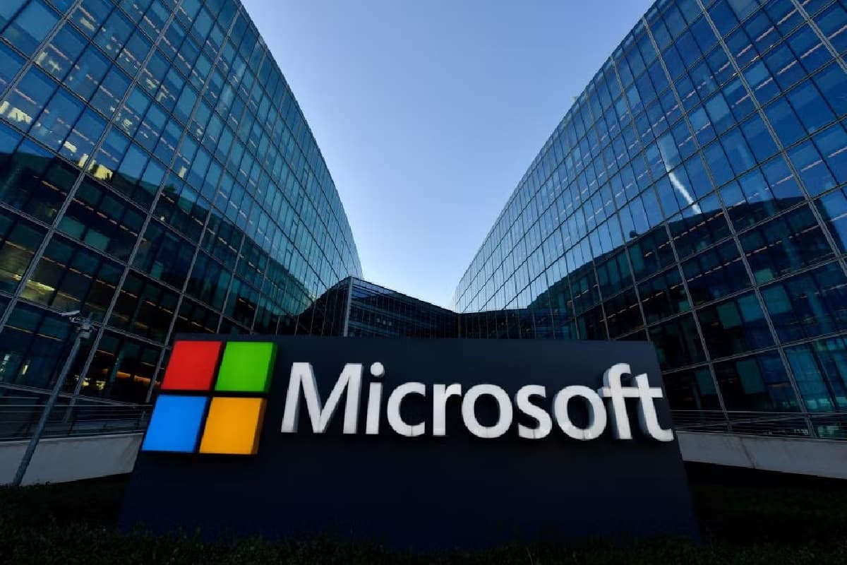 Microsoft Layoffs: माइक्रोसॉफ्ट के Xbox डिवीजन में फिर छंटनी की आहट, कर्मचारियों पर नौकरी जाने का खतरा