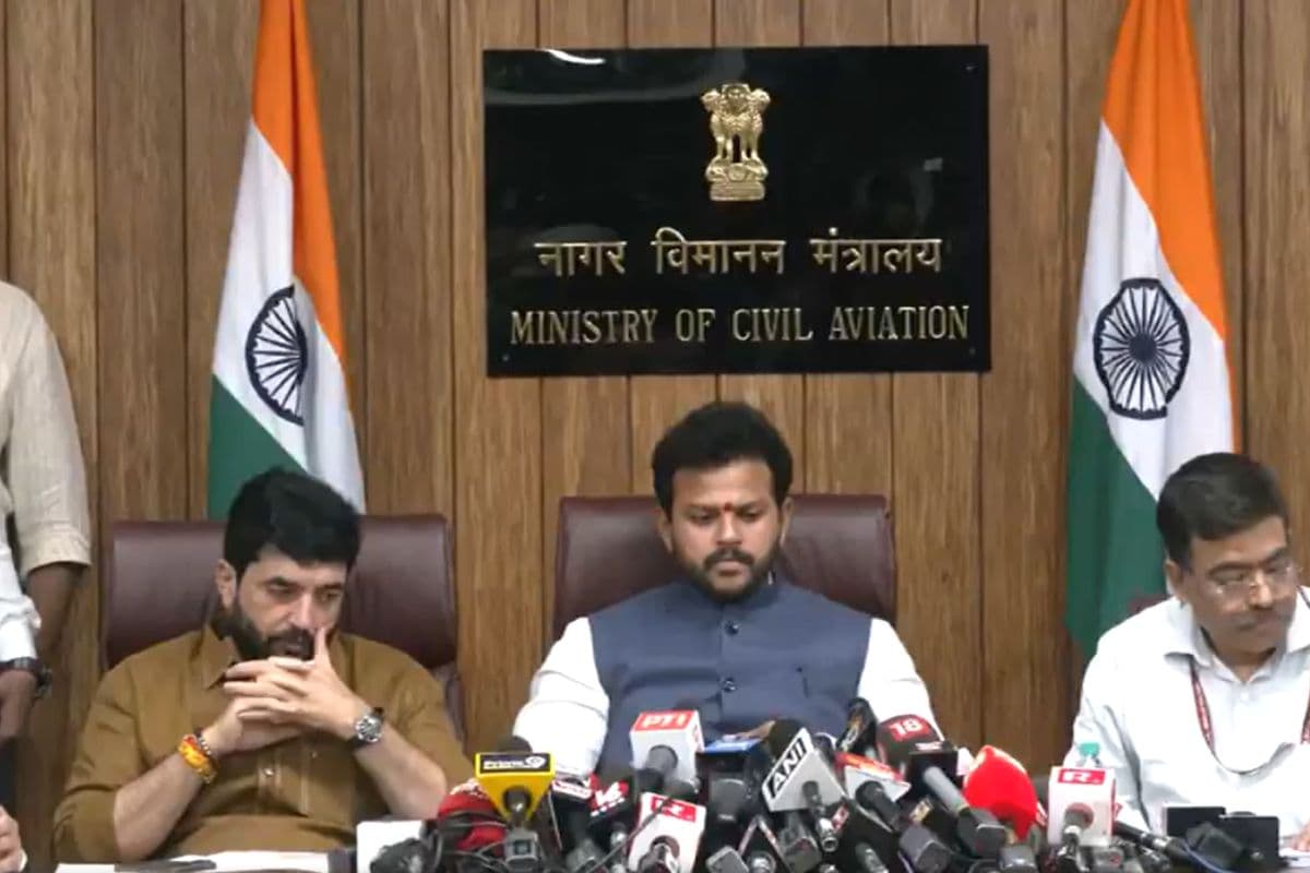 Air India Plane Crash: टेक ऑफ के एक मिनट बाद क्रैश हो गया एयर इंडिया का विमान, हर एंगल से होगी जांच, नागरिक उड्डयन मंत्रालय ने दी जानकारी