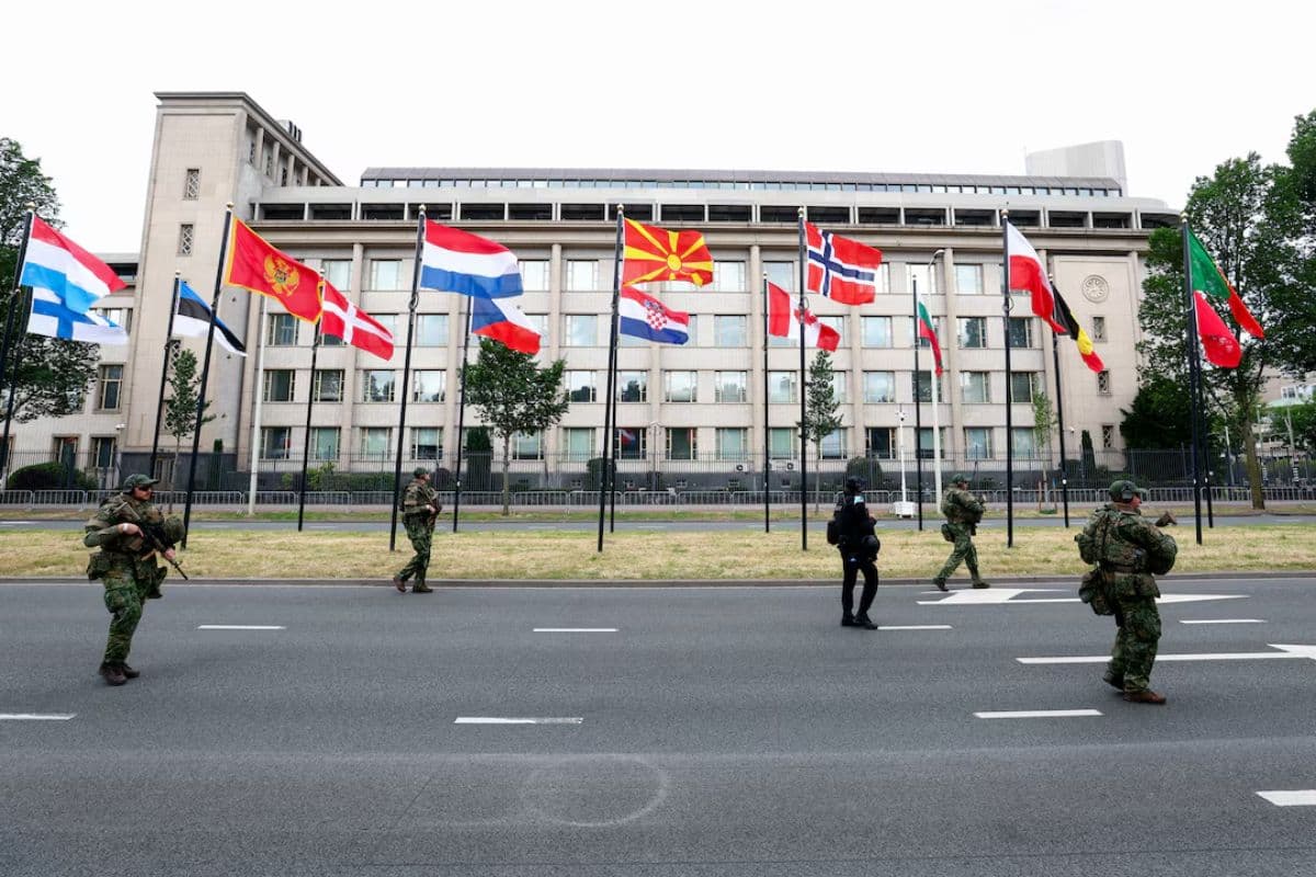 NATO Meeting: रूस को घेरने जुटा नाटो, लेकिन अमेरिका की शर्तों पर फूटा कई देशों का गुस्सा