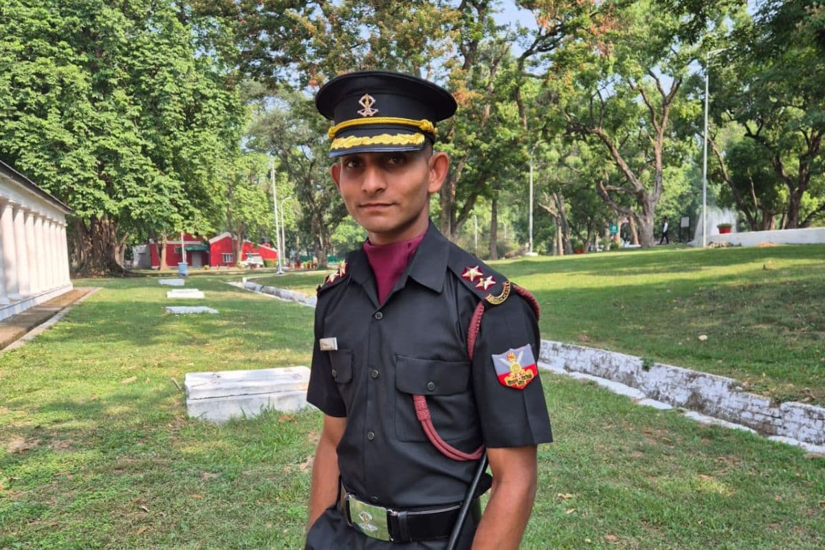 Success Story: बड़े भाई मेजर, पिता भारतीय सेना से रिटायर्ड, झारखंड के इस लाल ने सरकारी स्कूल से पढ़कर दी सपनों को नयी उड़ान